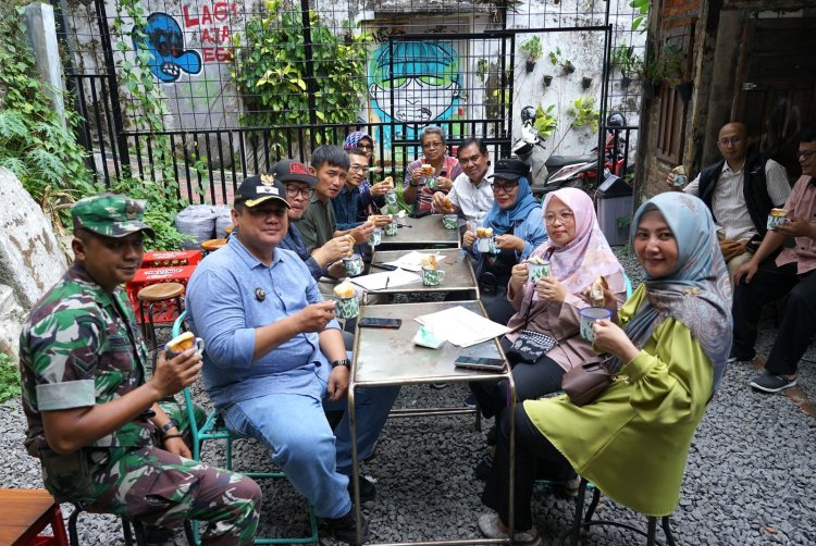 Sekda Tinjau Gang Roda, Segera Lakukan Penataan PKL Suryakencana