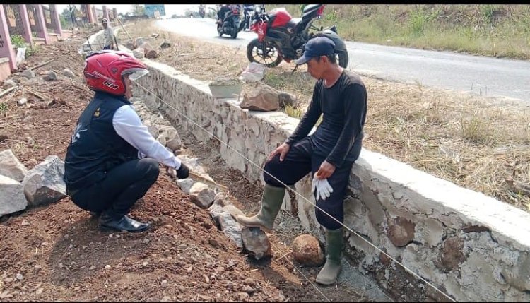 Diduga Dikerjakan Tak Sesuai RAB, Proyek Talud Tidak Ada Papan Proyek Dan Abaikan K3