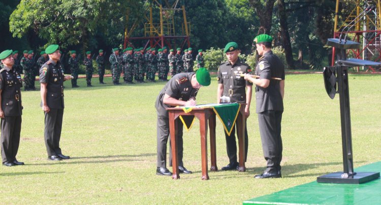 Danrem 061/Sk Pimpin Sertijab Dandim 0606/Kota Bogor dan Danyonif Mekanis 315/Grd