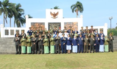 Danrem 061/Sk hadiri Upacara Ziarah Nasional dalam rangka HUT TNI Ke 79 Tahun 2024 di Taman Makam Pahlawan Dreded Kota Bogor