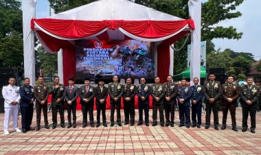 Danrem 061/Sk Pimpin Perayaan Puncak Peringatan Dirgahayu ke 79 TNI di Lapangan Sempur Kota Bogor,