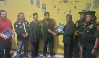 BPPKB Banten DPC Kota Bogor Serahkan SK DPAC Bogor Barat Dan Ke 5 Ranting  di Kantor Sekretariat