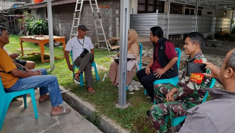 Jalin Silaturahmi, Babinsa Koramil 06-02/Bogor Selatan Komsos Dengan Perangkat RW dan Masyarakat