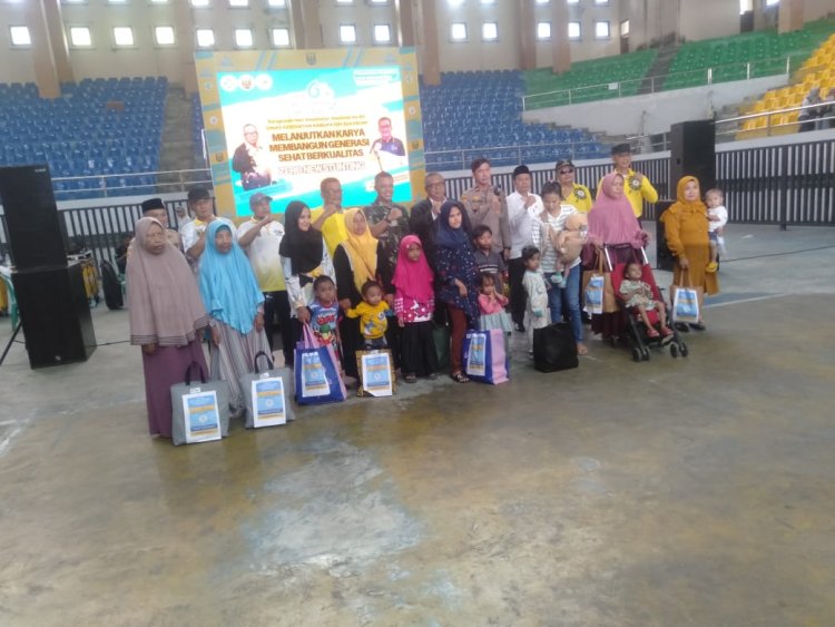 Kabupaten Sukabumi Gelar Peringatan Hari Kesehatan Nasional Ke - 60 di GOR Palabuhan Ratu