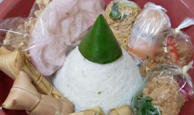 Sekarmayang Siregar Adakan Bakti Sosial di Kota Jambi