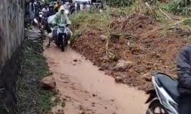 Longsor di Nyalindung Sukabumi, Akses Jalan Provinsi Tertutup Total