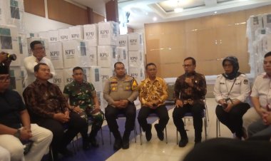 Babinsa Koramil 06-01/Bogor Tengah Monitoring Gudang Logistik Pilkada Serentak 2024