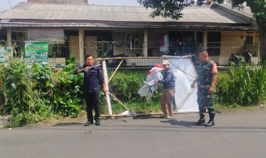 Babinsa 06-06/Tanah Sareal Laksanakan Pendampingan Penurunan APK Pemilu 2024