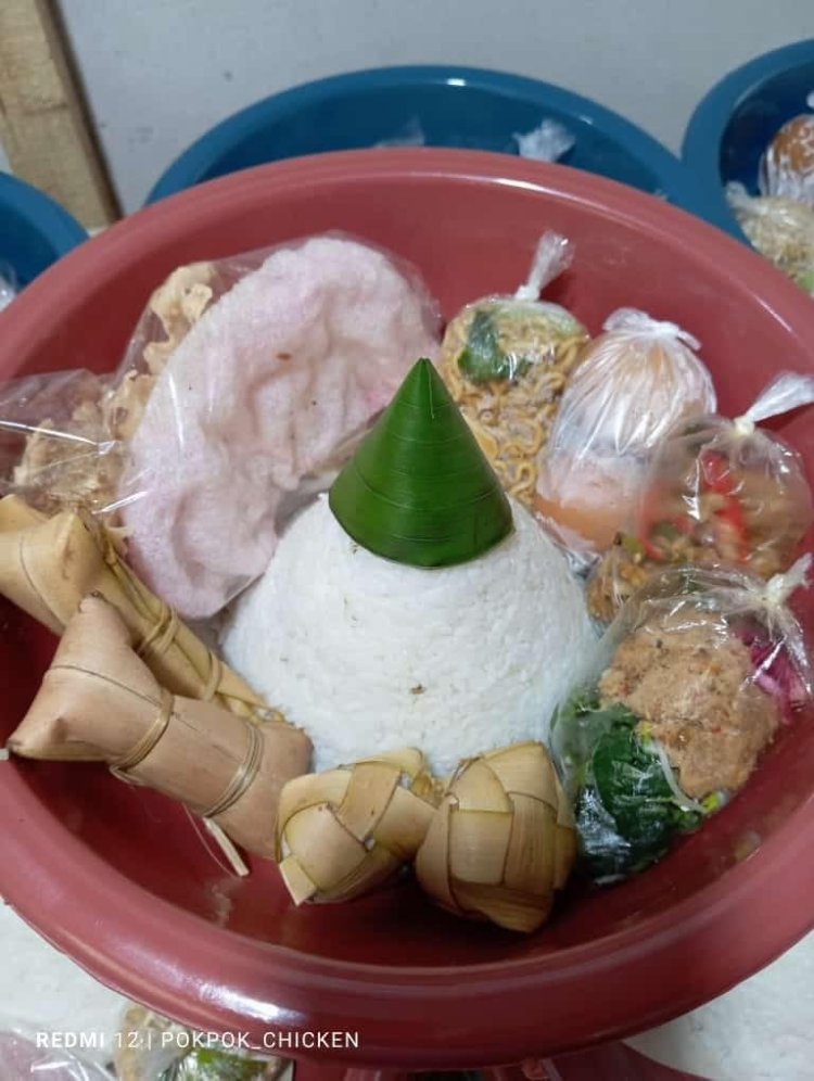 Sekarmayang Siregar Adakan Bakti Sosial di Kota Jambi