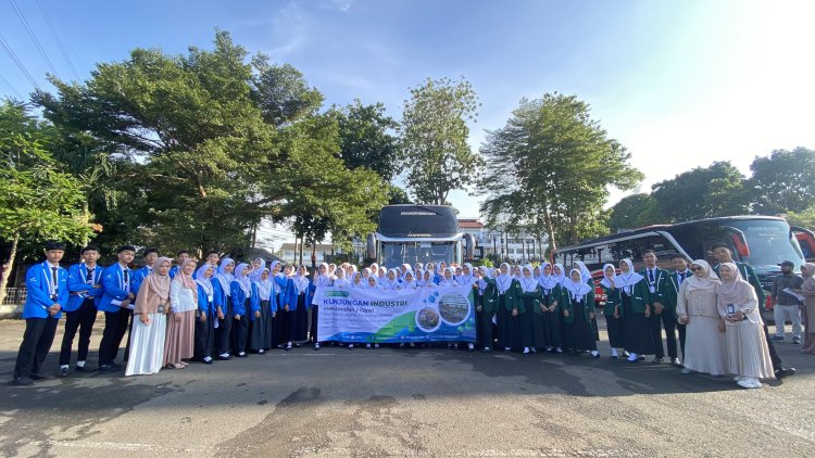 Serunya Berkunjung ke Bea Cukai Tanjung Priok: SMK Amaliah Desa Ciawi Mendapatkan Pengetahuan Pajak