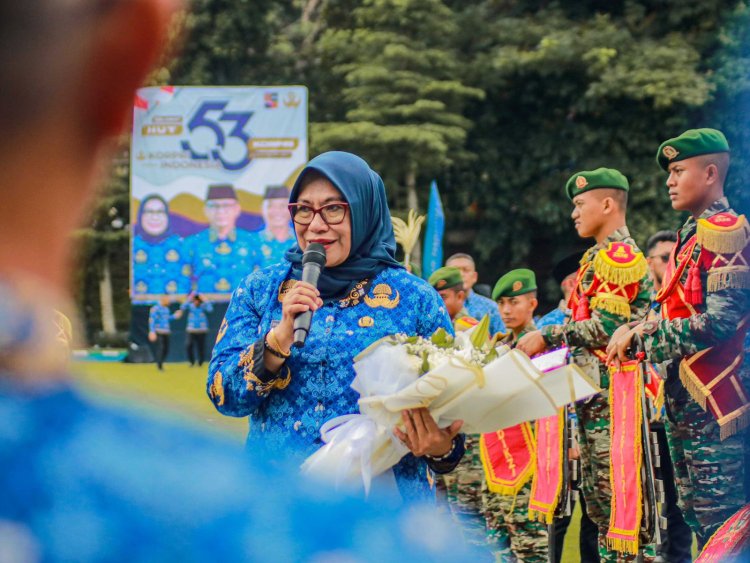 Terima SK Purna Bakti, Sekda Pamit Usai 37 Tahun Mengabdi