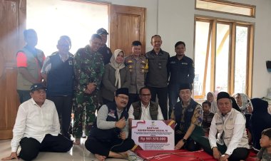 Dandim 0622/Kab Sukabumi Dampingi Kunjungan Kerja Menteri Sosial RI  Tinjau Posko Bencana Longsor di Simpenan, Sukabumi