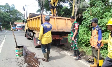 Babinsa Koramil 2208/Nyalindung Cek Lokasi Alat Berat Pasca Bencana Alam di Wilayah Nyalindung