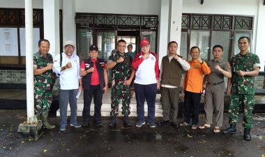 Dandim 0622/Kab Sukabumi Dampingi Wakil Ketua PMI Pusat Distribusikan Bantuan untuk Korban Bencana