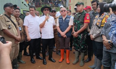 Dandim 0622/Kab. Sukabumi Dampingi Kunjungan Kerja Menteri Desa dan Pembangunan Daerah Tertinggal (PDT) R.I dan Wamen Desa dan PDT ke Lokasi Bencana di Kecamatan Pabuaran