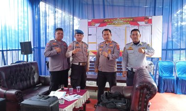 Kapolsek Malingping dan Jajaran Laksanakan Pengamanan Natal di Pospam Pantai Bagedur