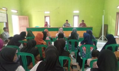 Pemdes Cibuntu Salurkan Honor untuk Satlinmas dan Kader Posyandu