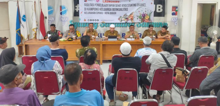 Babinsa Koramil 06-02/Bogor Selatan Monitoring Pertemuan Warga Babakan Baru dengan Forkopimcam