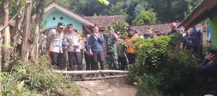 Dandim 0622/Kabupaten Sukabumi Dampingi Kapolda Jabar, Pj Gubernur Jabar, dan Kasdam III/Siliwangi Tinjau Lokasi Bencana Alam