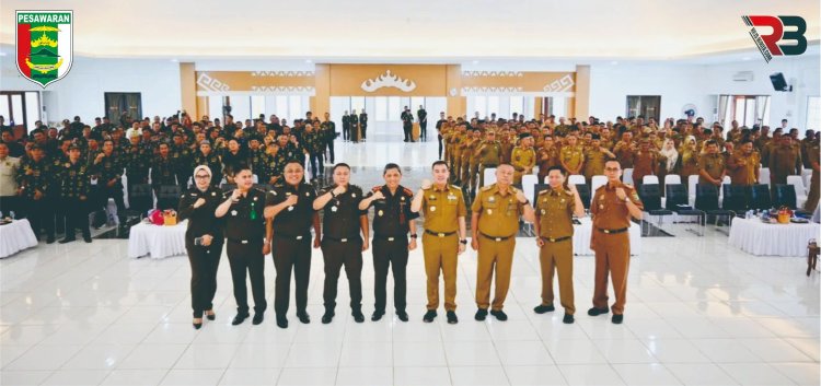 Bupati Dendi Ramadhona Hadiri Peringatan Hari Anti Korupsi Sedunia Bersama Kepala Desa dan BPD se-Kabupaten Pesawaran