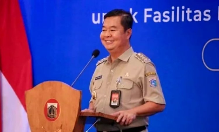 Kapten Inf Budi Hadi Priyadi, bersama anggota Babinsa dan ibu-ibu Persit, Laksanakan Pendistribusian Bantuan  Kepada Warga Terdampak Longsor