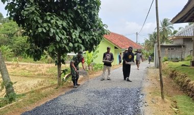 Sertu Andri Sugiri Babinsa Desa Nagraksari Koramil 2213/Jampangkulon Gelar Bakti Bersama Warga