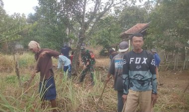 Koramil 2215/Ciemas Laksanakan Kerja Bakti Lingkungan