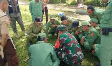Babinsa Koramil 2215/Ciemas Laksanakan Pembinaan Satlinmas Desa Ciwaru