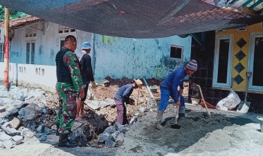 BABINSA KORAMIL 2203/WARUNGKIARA GELAR KARYA BHAKTI BERSAMA WARGA