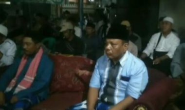 Ustad Katel dan Lurah Palabuhanratu Meriahkan Peringatan Isra Mi’raj di Kampung Jembatan Dua