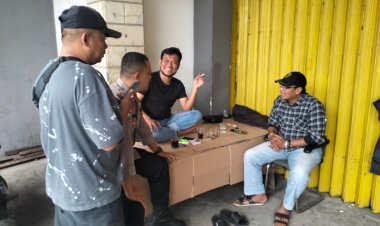 Bhabinkamtibmas Kel. Sindang sari  Gelar Tatap Muka Dengan Warga