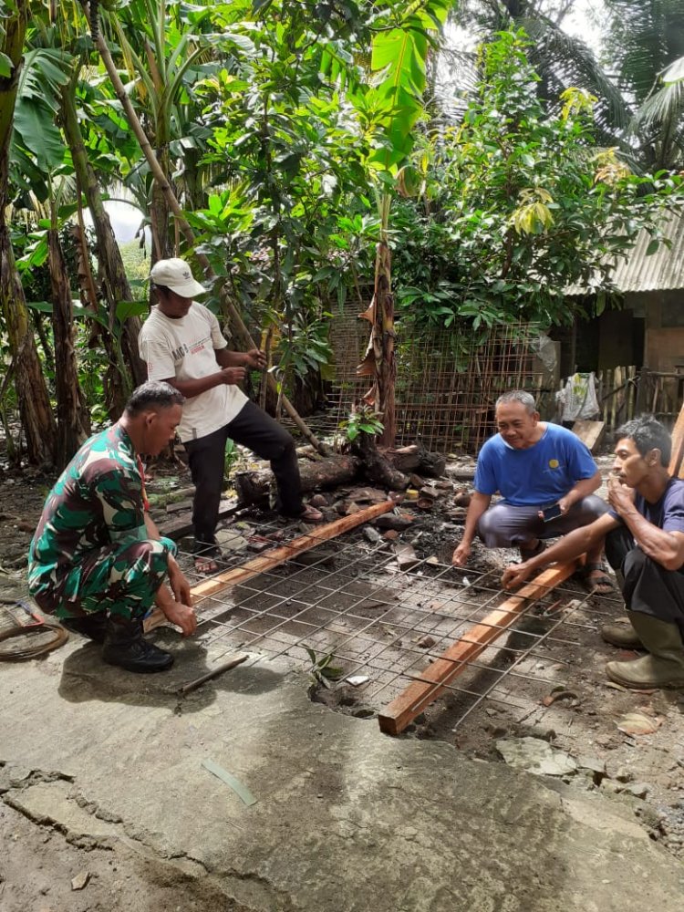 BABINSA KORAMIL 2202/PALABUHAN RATU GELAR KARYA BAKTI BERSAMA WARGA DESA CITARIK