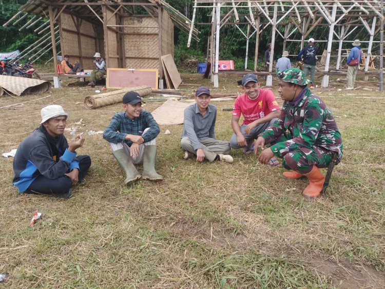 Koramil 2210/Pabuaran Gelar Kegiatan Komsos Bersama Warga di Kampung Datarpuspa