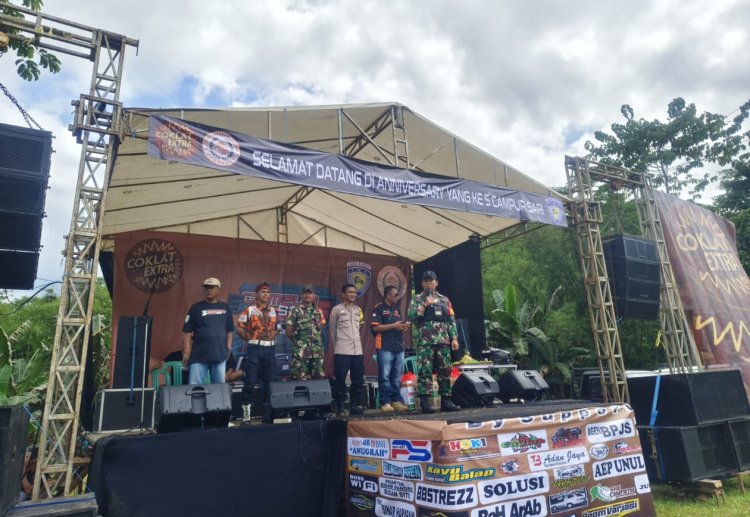 Babinsa Desa Cipamingkis Hadiri Acara Anniversary Komunitas Campursari