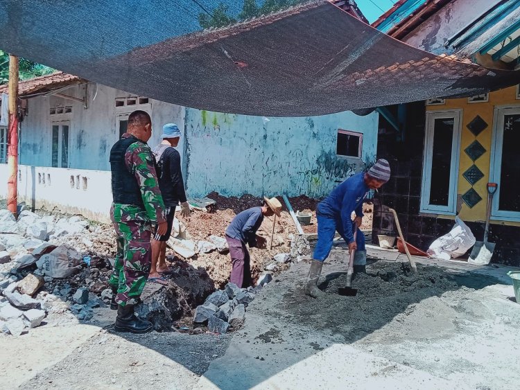 BABINSA KORAMIL 2203/WARUNGKIARA GELAR KARYA BHAKTI BERSAMA WARGA