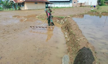 Babinsa Koramil 2206/Parakansalak Dampingi Kelompok Tani dalam Program Ketahanan Pangan