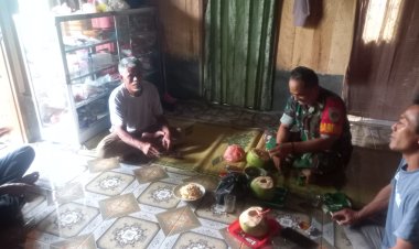 Babinsa Koramil 2210/Pabuaran Laksanakan Komsos dengan Warga Kp. Cijember