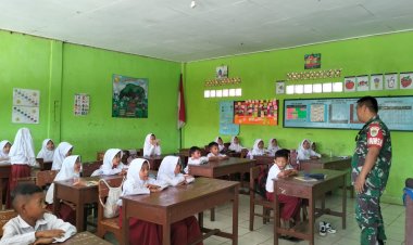 BABINSA KORAMIL 2206/PARAKANSALAK BERIKAN PEMBEKALAN WAWASAN KEBANGSAAN KEPADA SISWA SDN CIKUPA