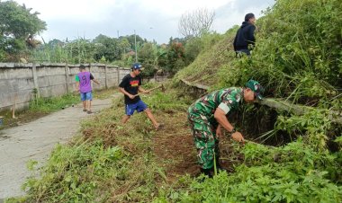 Babinsa Koramil 06-02/Bogor Selatan Gelar Karya Bakti Bersama Warga Muarasari