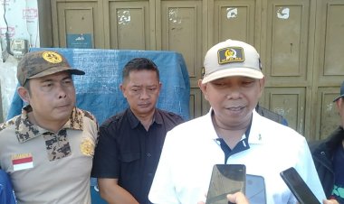 ANGGOTA DPR-RI IMAN ADINUGRAHA TURUN LANGSUNG BANTU INFRASTRUKTUR MASYARAKAT SUKABUMI