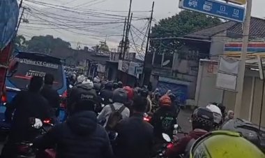 Kemacetan di Jalan Raya Bogor-Sukabumi Tepatnya di Cigombong Stasiun: Minimnya Penertiban Lalu Lintas