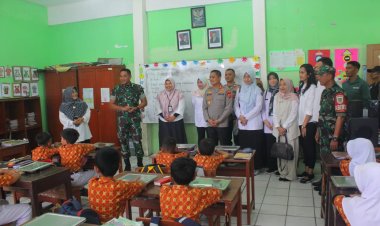 Kunjungan Dandim 0606/Kota Bogor dan Kapolresta Bogor Kota ke SDN Sindangsari 1 dalam Pengawasan Penyaluran Makan Bergizi Gratis