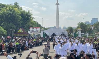 Siap Dilantik, Dedie - Jenal Jalan Kaki dari Monas ke Istana Merdeka