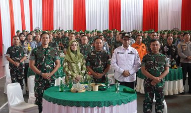 Danrem 061/SK menerima kunjungan kerja Panglima TNI di Kodim 0607/Kota Sukabumi