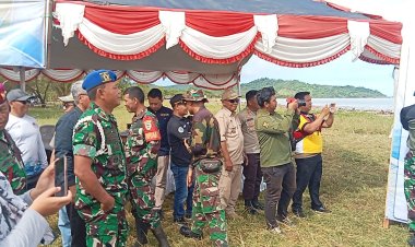 Aksi Beach Clean Up di Pantai Palangpang dalam Rangka HPSN 2025
