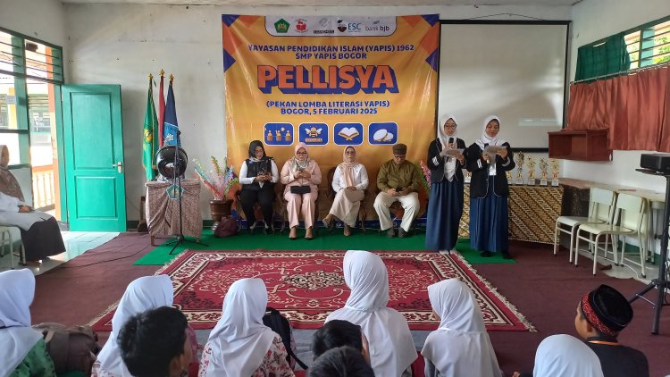 Desy Yanthi Utami Dukung SMP Yapis Tingkatkan Literasi Anak-anak Kota Bogor