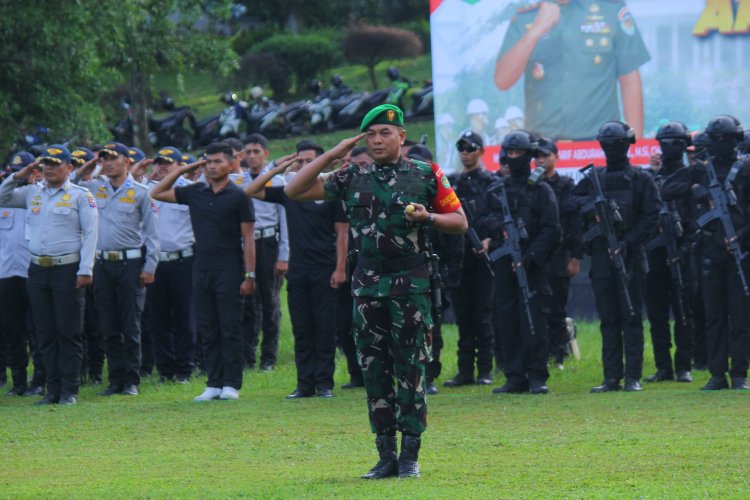 Dandim 0606/Kota Bogor Bersama Danrem 061/SK Dampingi Pangdam III/Siliwangi Apel Gelar Pasukan Pam VVIP Kunjungan Kenegaraan Presiden Turki di Istana Bogor