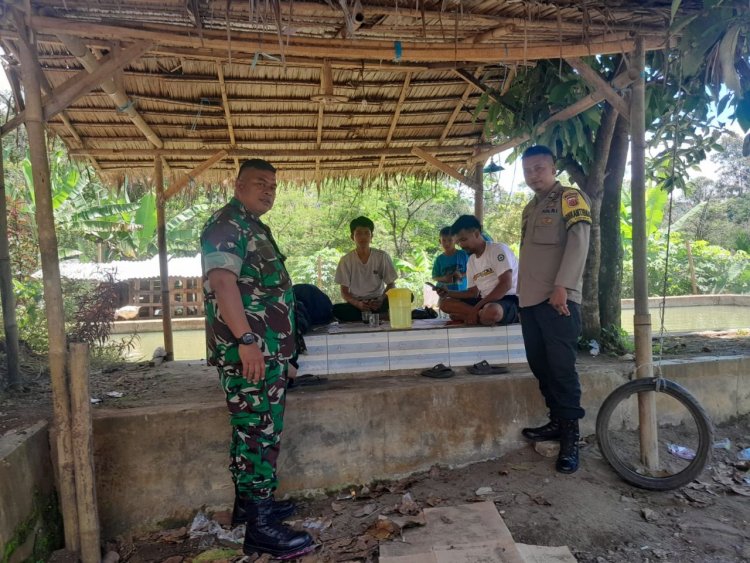 Babinsa Koramil 2204/Cikidang Gelar Patroli Wilayah di Desa Cikiray