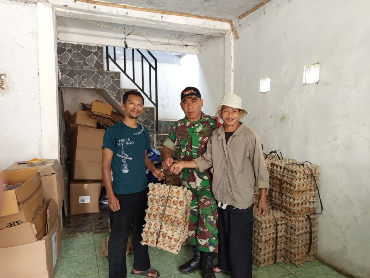 Koramil 2205/Kalapanunggal Laksanakan Patroli Pendampingan Penyaluran Bansos