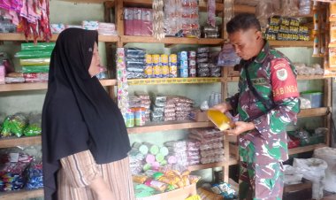 BABINSA KORAMIL 2204/CIKIDANG MELAKSANAKAN PEMANTAUAN HARGA SEMBAKO DI DESA CICAREUH